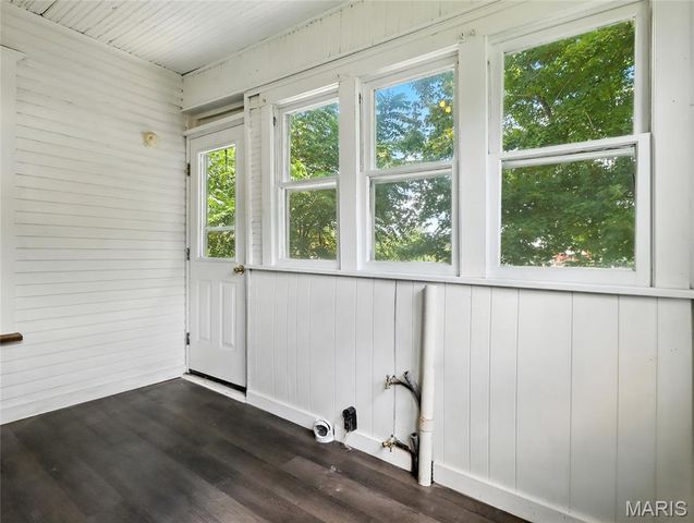 300 E Clouse Street, Mountain Grove, MO 65711