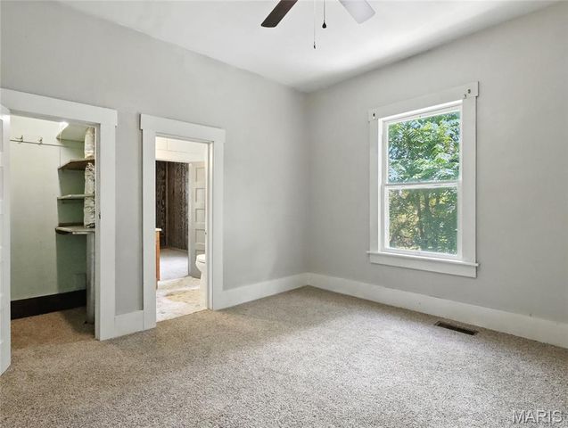 300 E Clouse Street, Mountain Grove, MO 65711