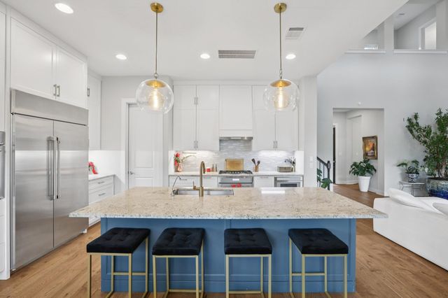 101 Cascading Water PL, Austin, TX 78734