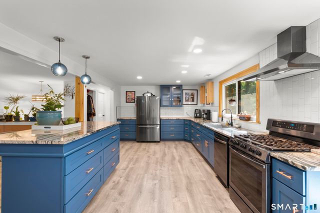 67 Winterberry Circle, Westbrook, CT 06498
