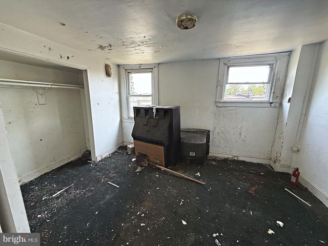 3214 RAVENWOOD AVE, Baltimore, MD 21213