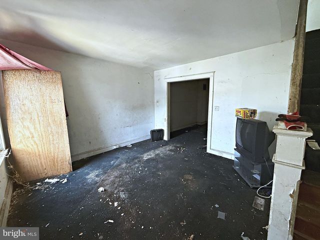 3214 RAVENWOOD AVE, Baltimore, MD 21213