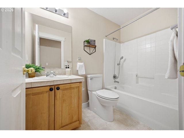 18717 Se 21ST St, Vancouver, WA 98683