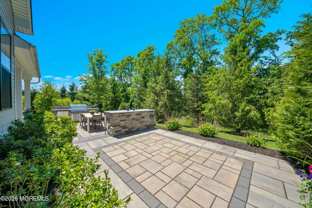 53 Sofia Drive, Manalapan, NJ 07726