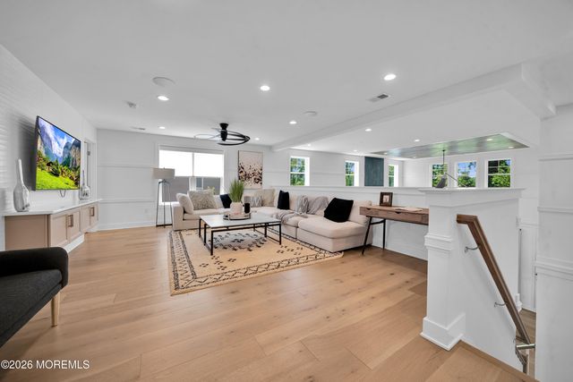 53 Sofia Drive, Manalapan, NJ 07726