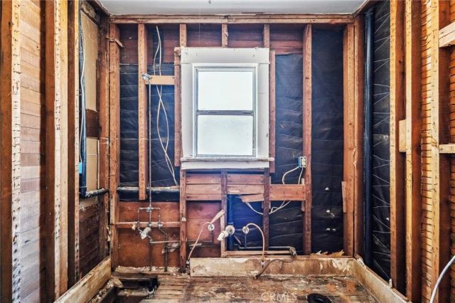 518 A St, Needles, CA 92363