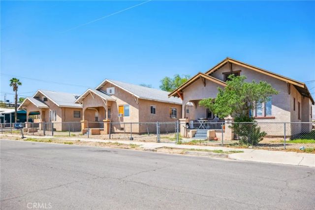 518 A St, Needles, CA 92363