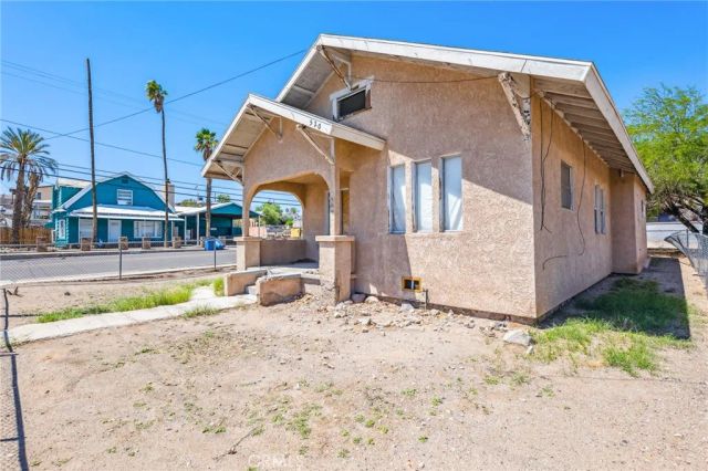 518 A St, Needles, CA 92363