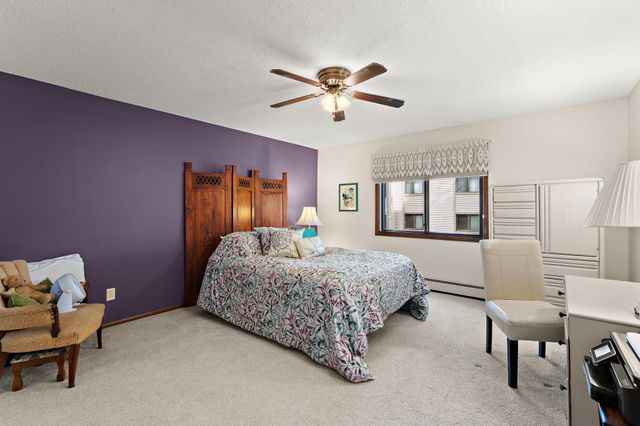 10540 43rd Avenue N 203, Plymouth, MN 55442