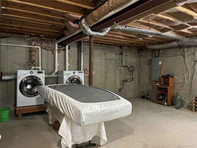 24 Alice Court 1st Floor, East Rockaway, NY 11518