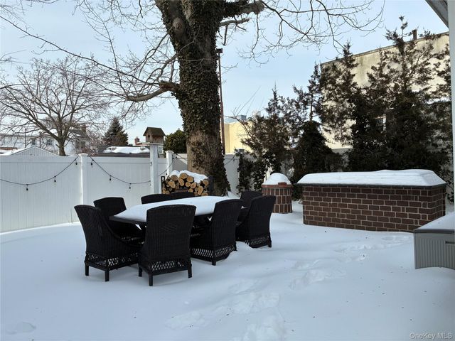 24 Alice Court 1st Floor, East Rockaway, NY 11518