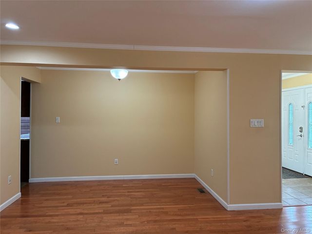 24 Alice Court 1st Floor, East Rockaway, NY 11518