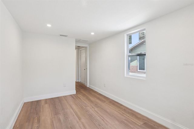 2800 13TH AVENUE N, St Petersburg, FL 33713