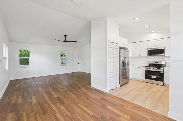 2800 13TH AVENUE N, St Petersburg, FL 33713