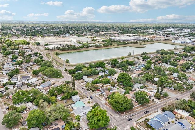 2800 13TH AVENUE N, St Petersburg, FL 33713