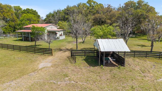 16638 N HIGHWAY 329, Reddick, FL 32686