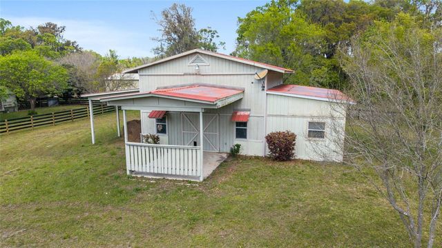 16638 N HIGHWAY 329, Reddick, FL 32686