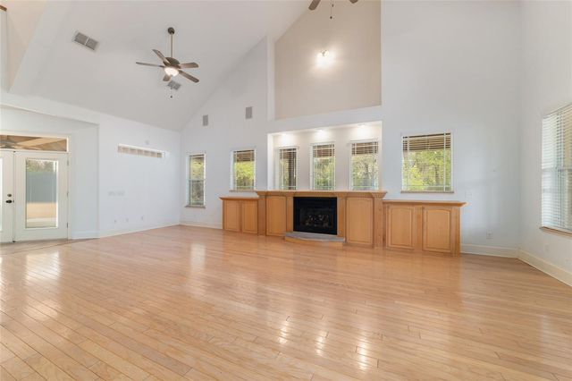 16638 N HIGHWAY 329, Reddick, FL 32686