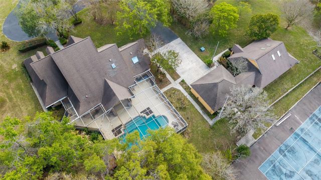 16638 N HIGHWAY 329, Reddick, FL 32686