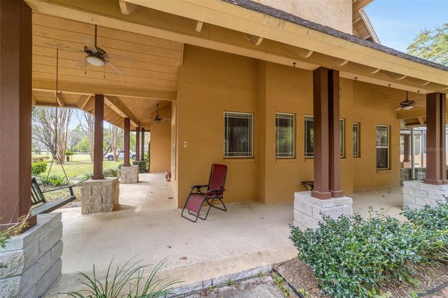 16638 N HIGHWAY 329, Reddick, FL 32686