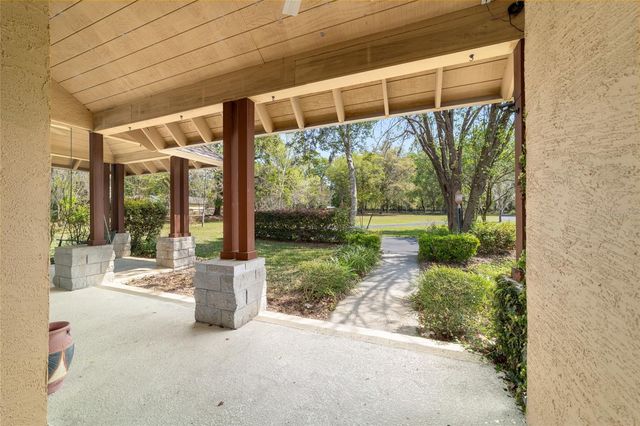 16638 N HIGHWAY 329, Reddick, FL 32686