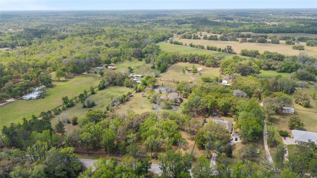 16638 N HIGHWAY 329, Reddick, FL 32686