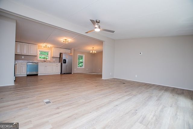 74 Spring Lane, Carrollton, GA 30116