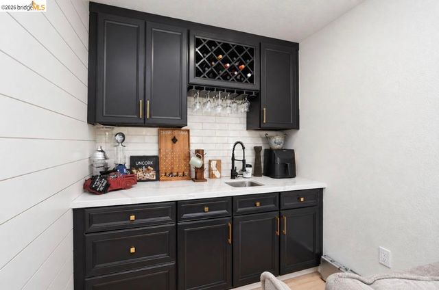 1515 Willow Lake Rd, Discovery Bay, CA 94505