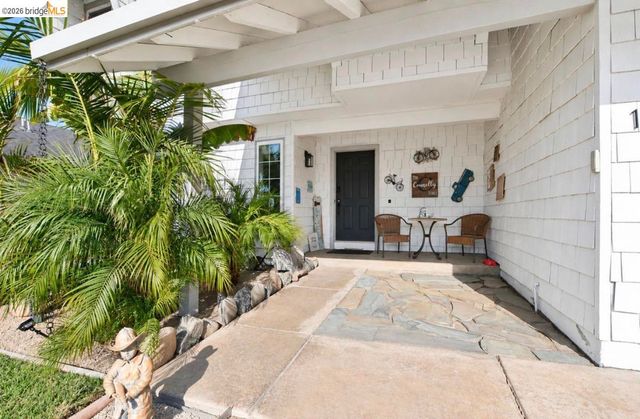 1515 Willow Lake Rd, Discovery Bay, CA 94505