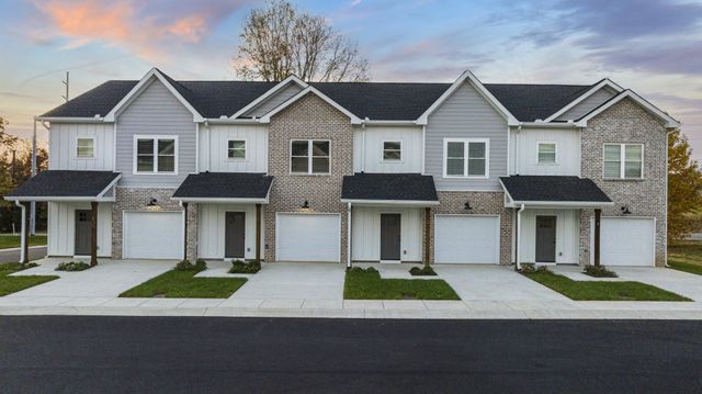 2624 S Main St Apt 7, Springfield, TN 37172