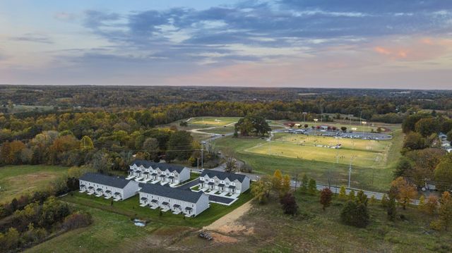 2624 S Main St Apt 7, Springfield, TN 37172