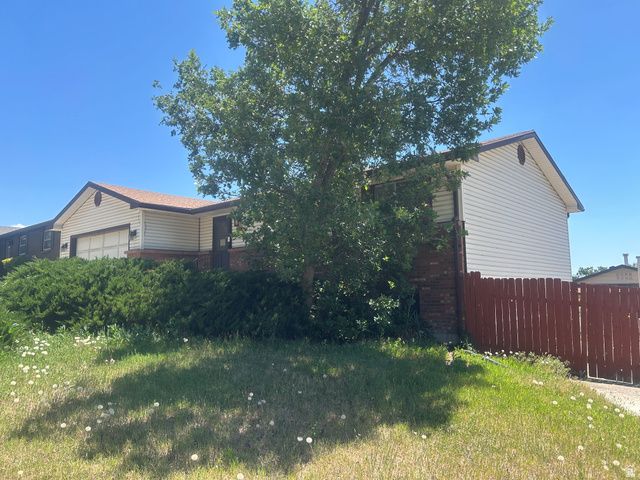 995 W RIVER POINT CIR, Murray, UT 84123