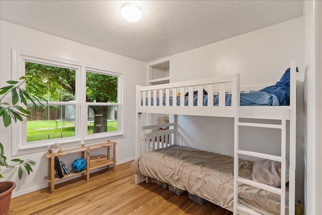 2821 N Sargent Rd, Millwood, WA 99212