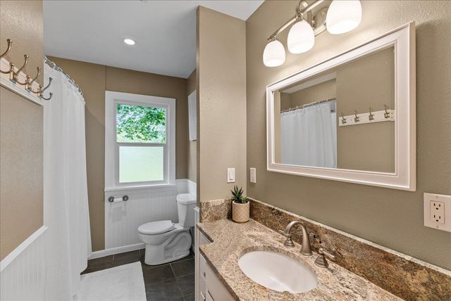 2821 N Sargent Rd, Millwood, WA 99212