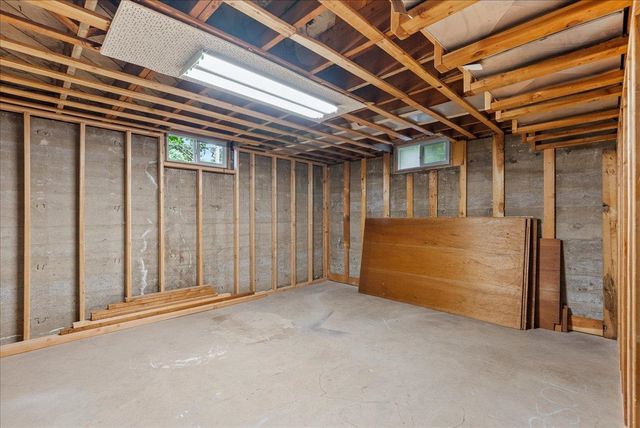 2821 N Sargent Rd, Millwood, WA 99212