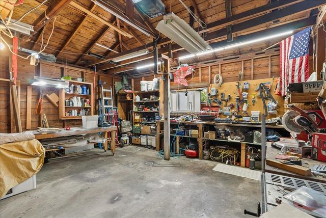 2821 N Sargent Rd, Millwood, WA 99212