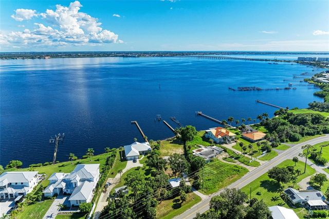 24181 HARBORVIEW ROAD, Punta Gorda, FL 33980
