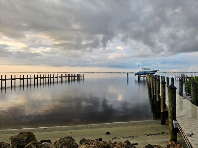 24181 HARBORVIEW ROAD, Punta Gorda, FL 33980