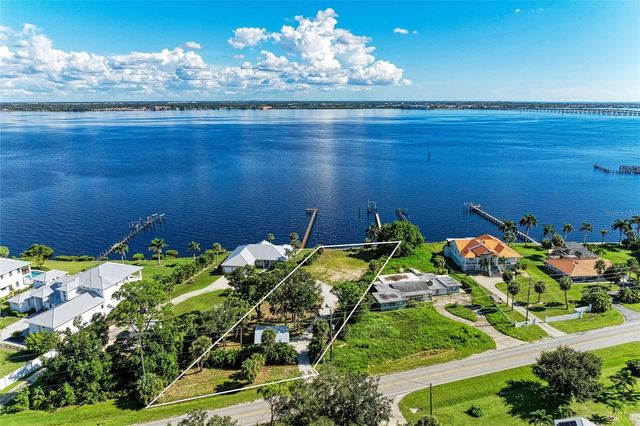 24181 HARBORVIEW ROAD, Punta Gorda, FL 33980