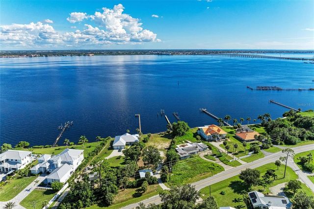 24181 HARBORVIEW ROAD, Punta Gorda, FL 33980