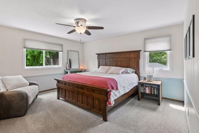 1401 Echo Drive, Burnsville, MN 55337