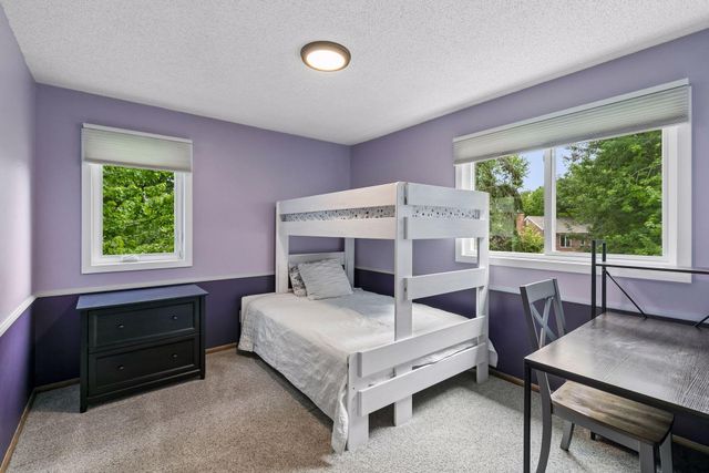 1401 Echo Drive, Burnsville, MN 55337
