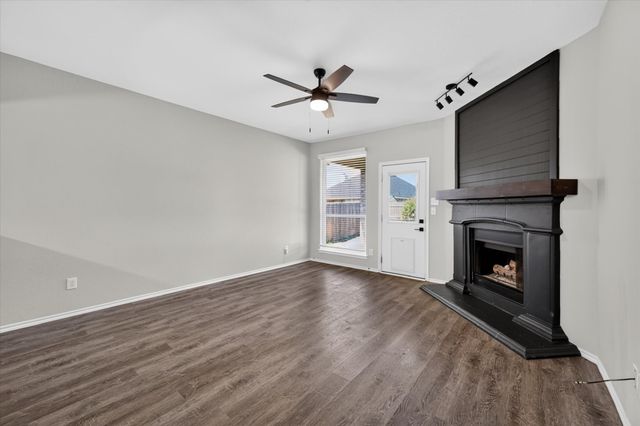 55 N Highland Drive, Sanger, TX 76266