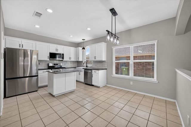 55 N Highland Drive, Sanger, TX 76266
