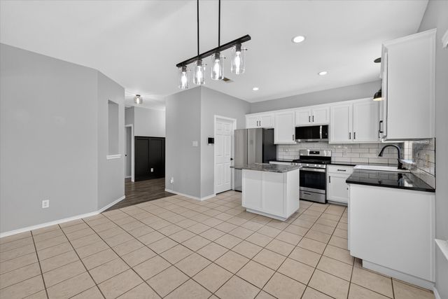 55 N Highland Drive, Sanger, TX 76266