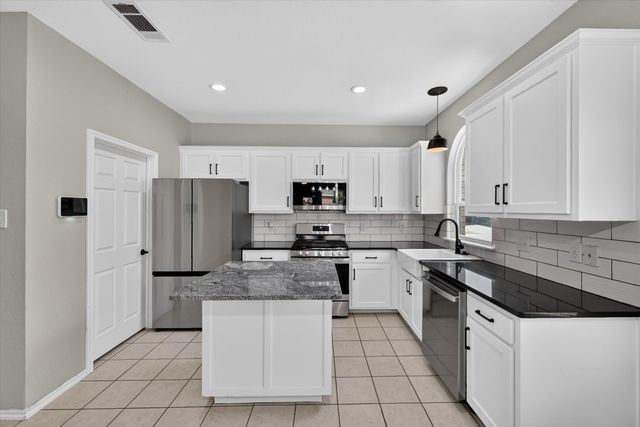 55 N Highland Drive, Sanger, TX 76266