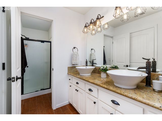 28705 Sw ROGER Blvd 80, Wilsonville, OR 97070