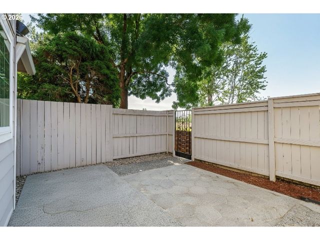 28705 Sw ROGER Blvd 80, Wilsonville, OR 97070