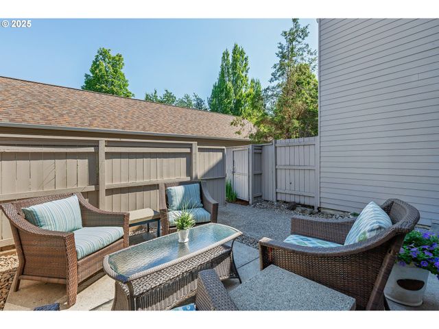 28705 Sw ROGER Blvd 80, Wilsonville, OR 97070