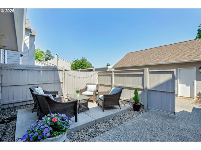 28705 Sw ROGER Blvd 80, Wilsonville, OR 97070